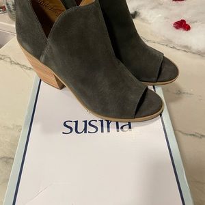 Susina suede short open toe boots